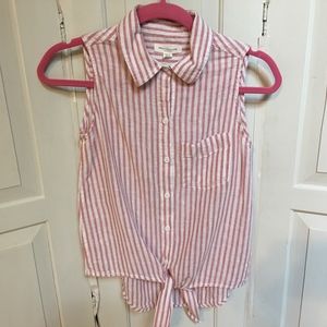 Beachlunchlounge | Linen Blend Tie Front Top